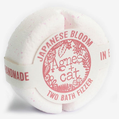 Set Regalo Candela Caffè e Noce + Frizzanti Peonie e Fiori di Ciliegio